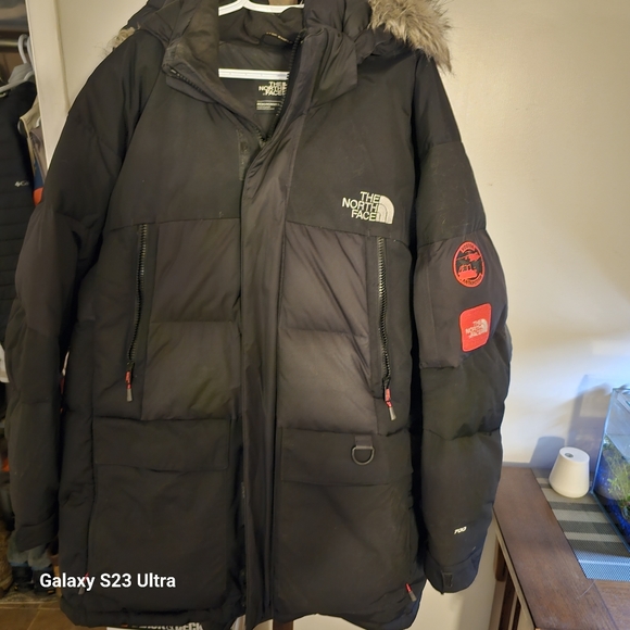 The North Face Men's Vostok Winter Jacket - Picture 6 of 7